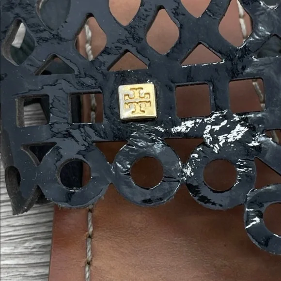 Tory Burch Davy laser cut thong sandal Black Patent Leather size 8 - Picture 8 of 9